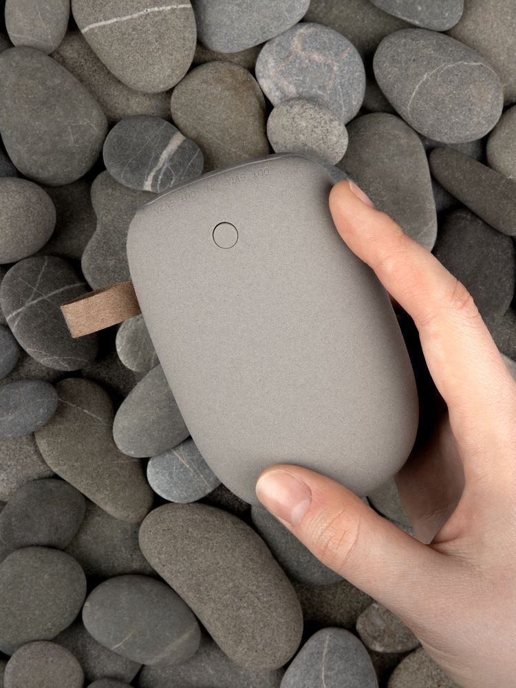 Внешний аккумулятор Pebble 7800 мАч, серый - фото от интернет-магазина подарков Хочу Дарю
