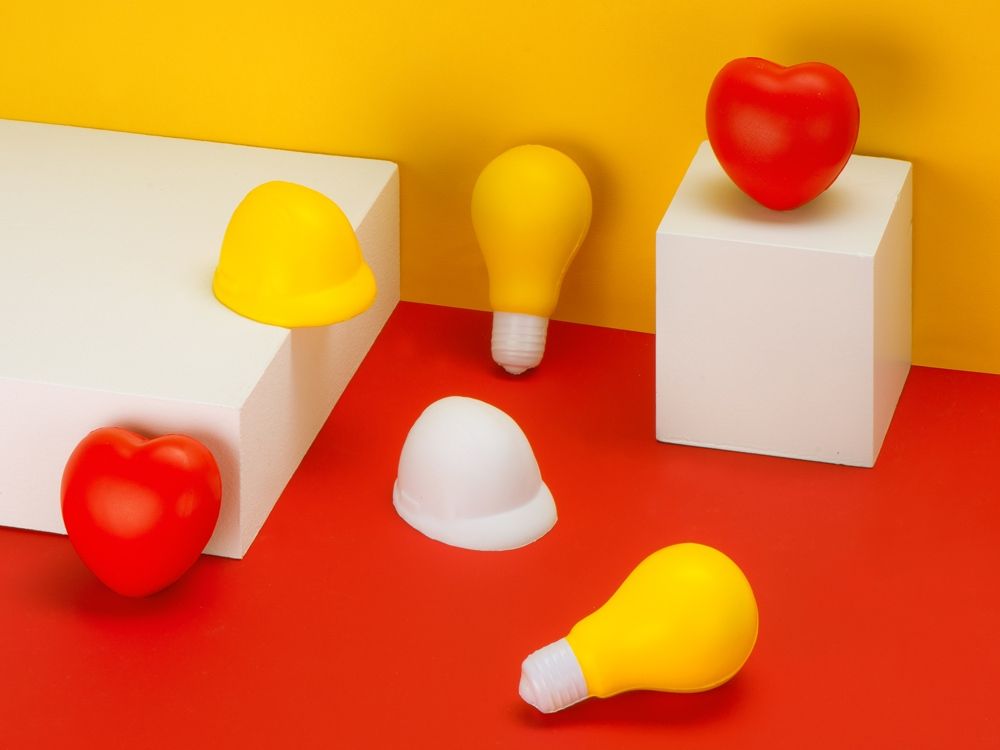 Антистресс «Каска», оранжевый - фото от ХочуДарю