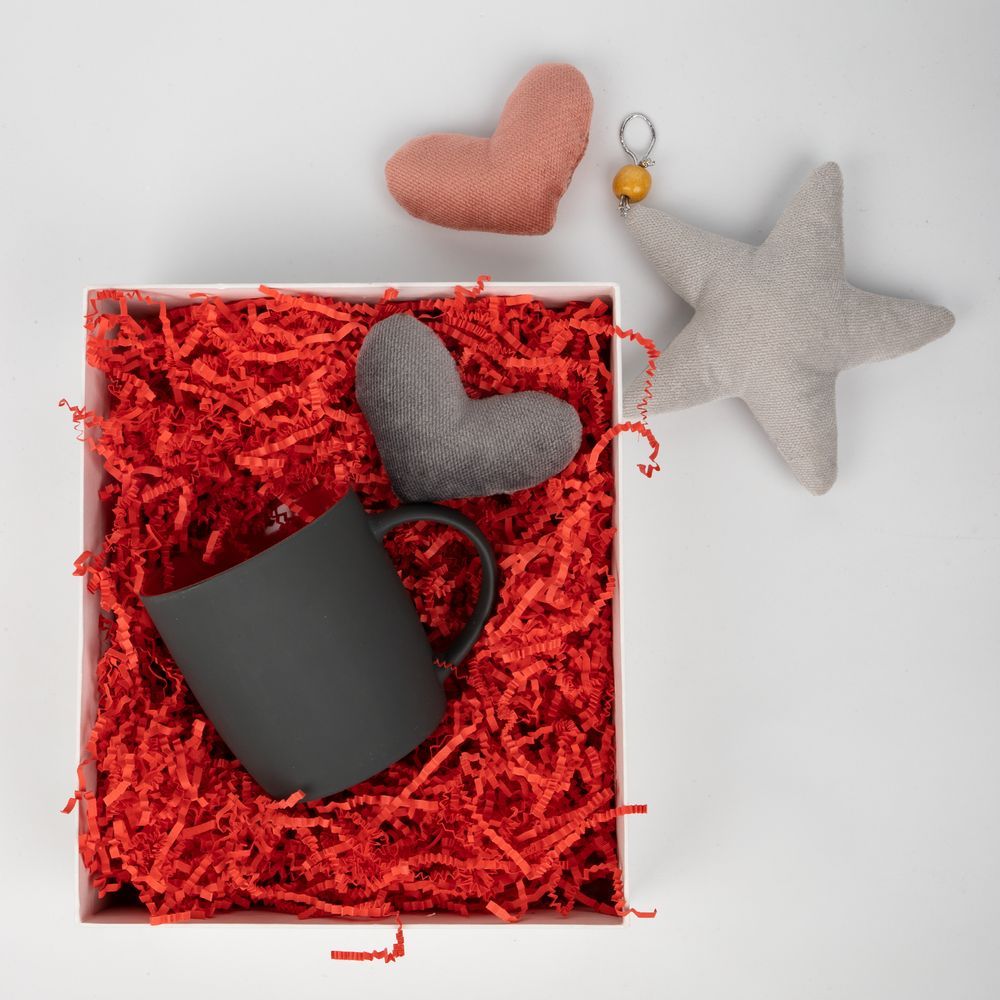 фото Бумажный наполнитель Chip, красный от ХочуДарю Бумажный наполнитель Chip, красный - фото от ХочуДарю